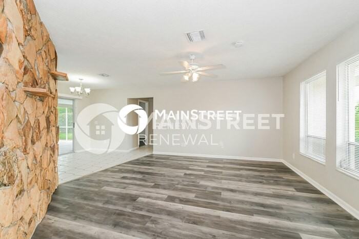 130 Sw 22nd St - Photo 3 of 16