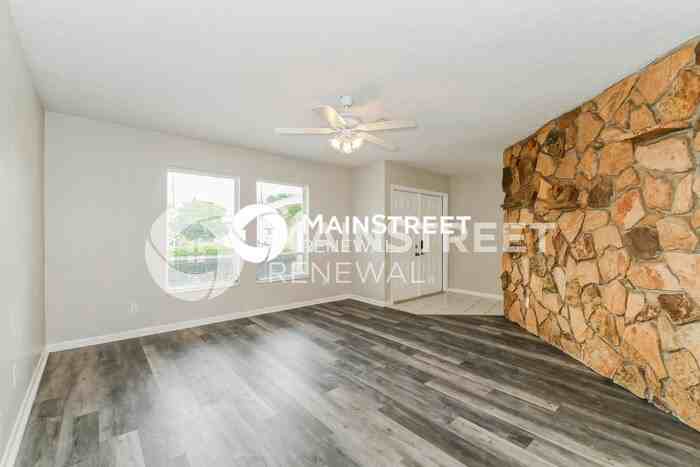 130 Sw 22nd St - Photo 4 of 16