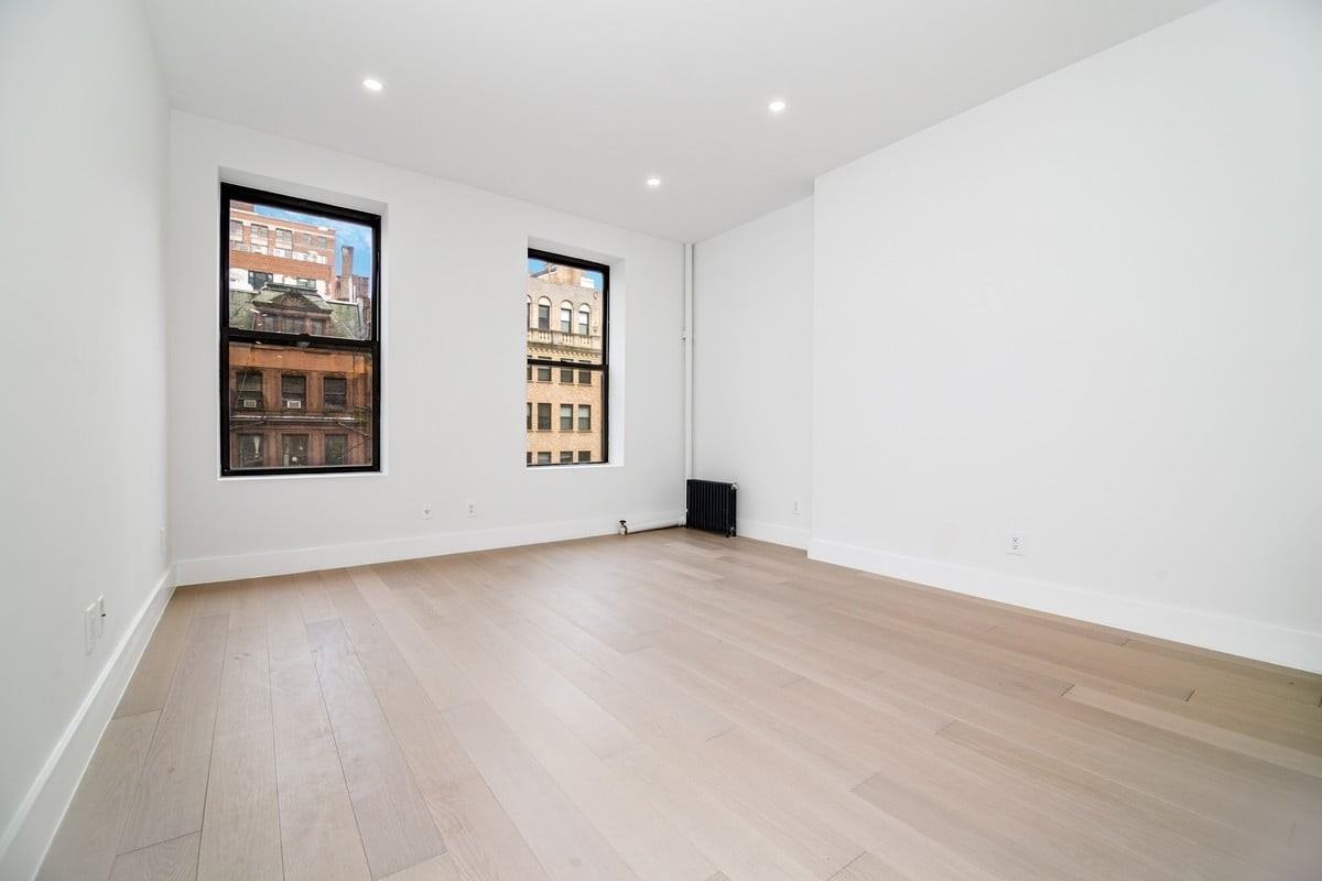 237 W 72nd St #5 - Photo 6 of 8