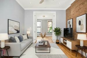 featured image of 722 10th Ave #3A