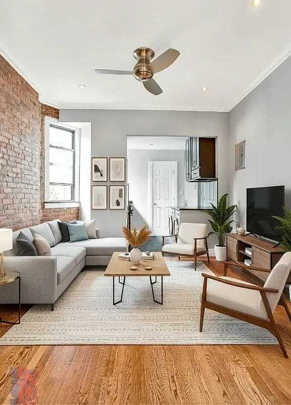 722 10th Ave #3A - Photo 2 of 4