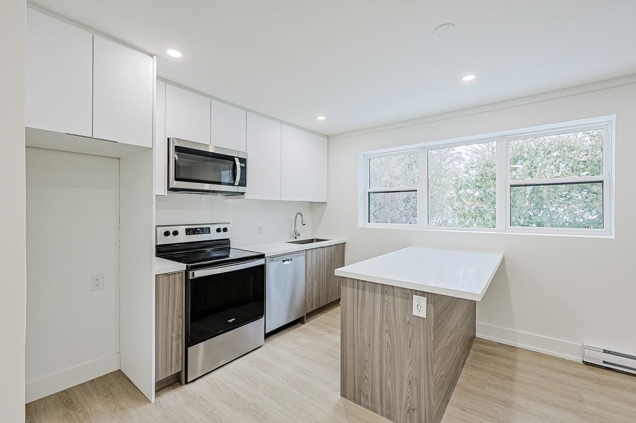 100 Liberty Street - Photo 3 of 29