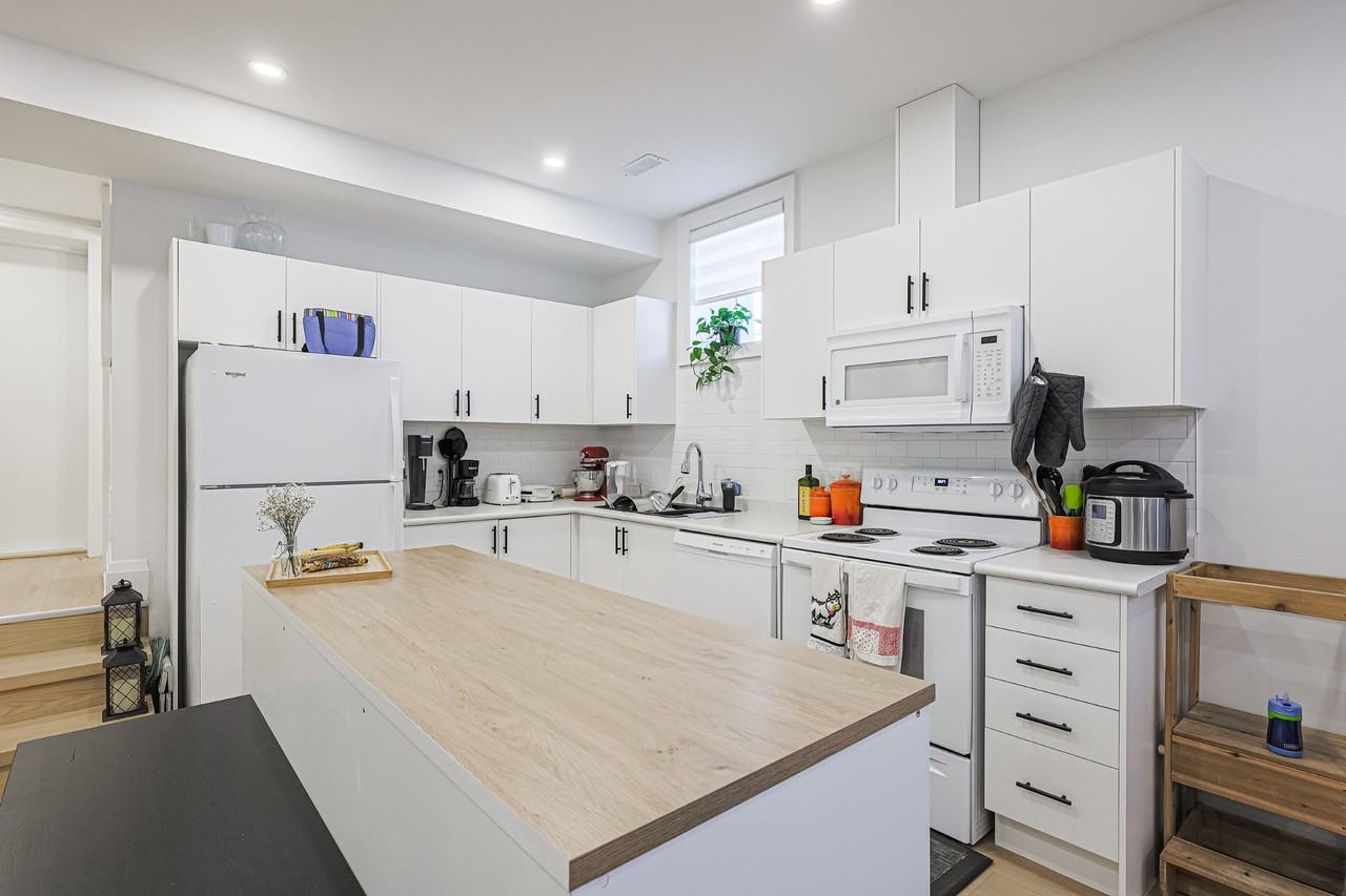 93 Gorman Park - Photo 3 of 10