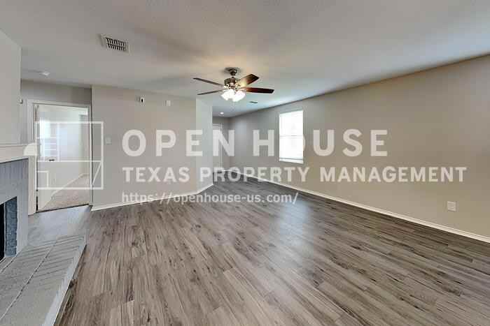 1417 Erin Dr - Photo 5 of 20