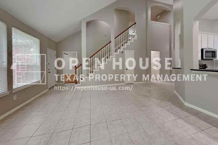 6731 Auburn Oak Trl - Photo 5 of 22