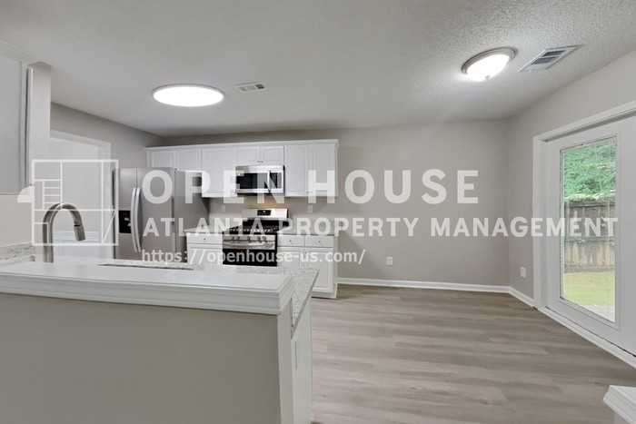 2960 Binghampton Ln - Photo 7 of 20