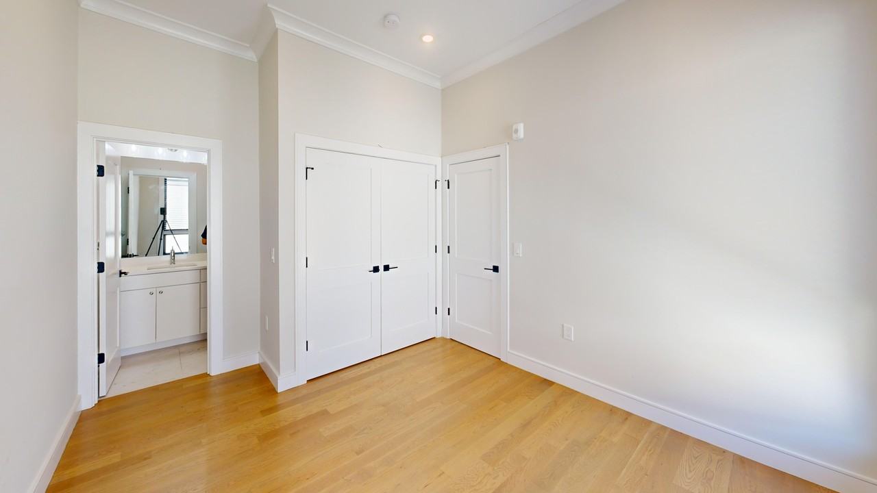 16 Highgate Street #202 - Photo 6 of 15