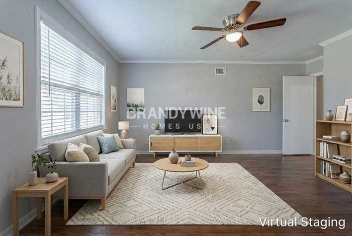 4668 Priscilla Ave - Photo 3 of 16