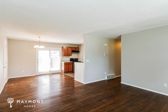 9620 Tanbark Ct - Photo 5 of 15