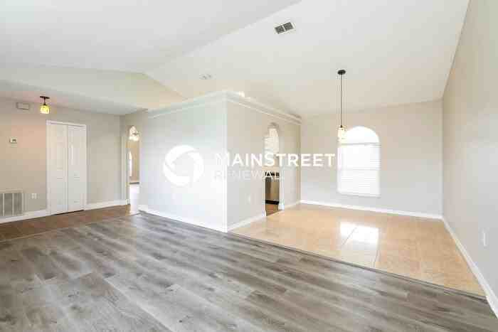 817 Albi Ct - Photo 3 of 16