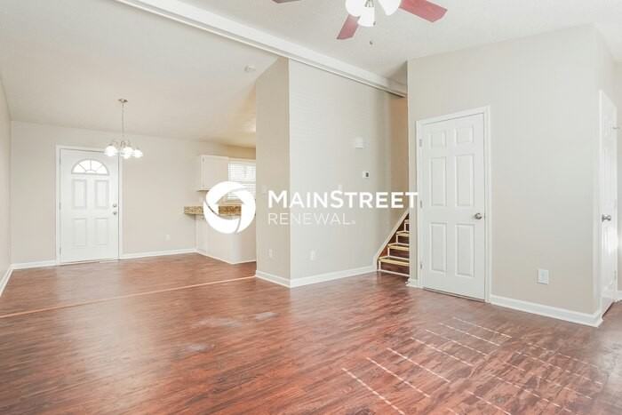 8348 Wynewood Ct - Photo 6 of 18