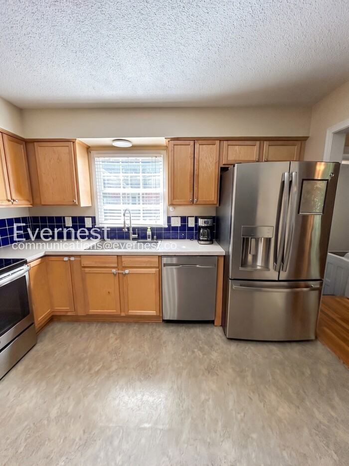 1231 Willowlake Ct - Photo 6 of 30