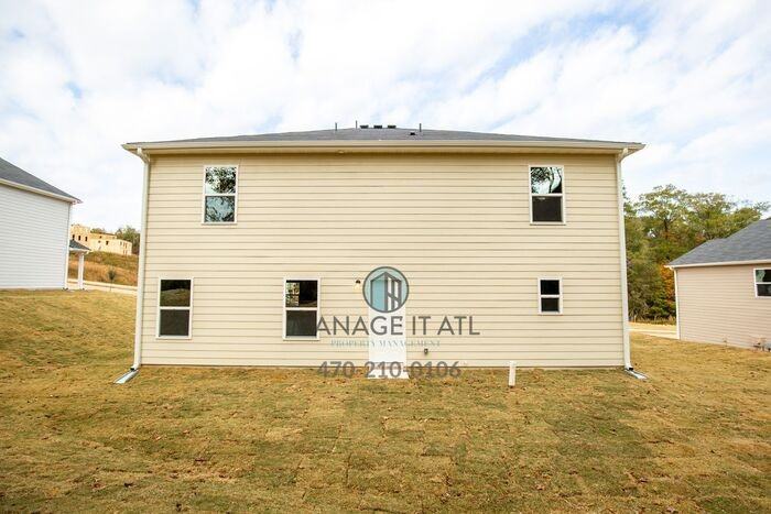 750 Shallowford Rd - Photo 4 of 45