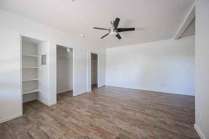 1507 E Harvard St #B - Photo 7 of 10