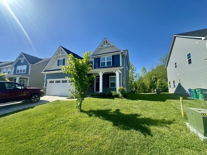 2923 Hepburn Cir - Photo 3 of 26