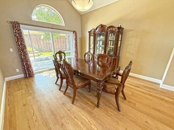 4162 Pinot Gris Way - Photo 7 of 43