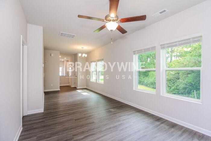 932 Coosaw Pl - Photo 6 of 39