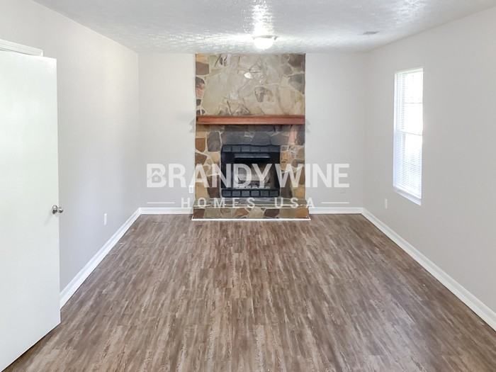 6162 Dana Ct - Photo 7 of 28