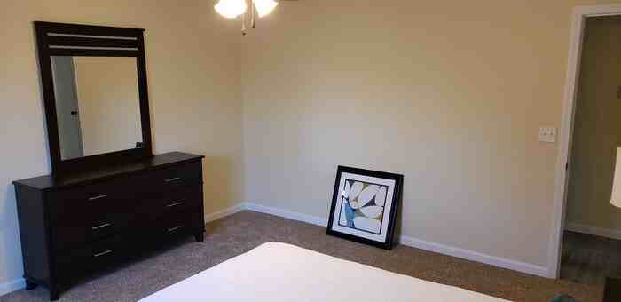 2721 Noel Ln - Photo 5 of 10