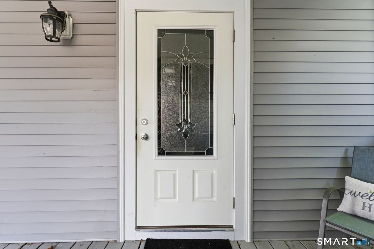 9 Hunters Rd #1 - Photo 4 of 38