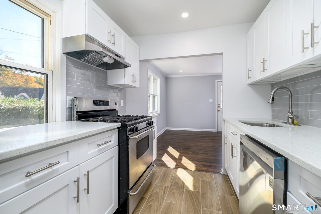 40 Beacon View Dr #2 - Photo 5 of 18