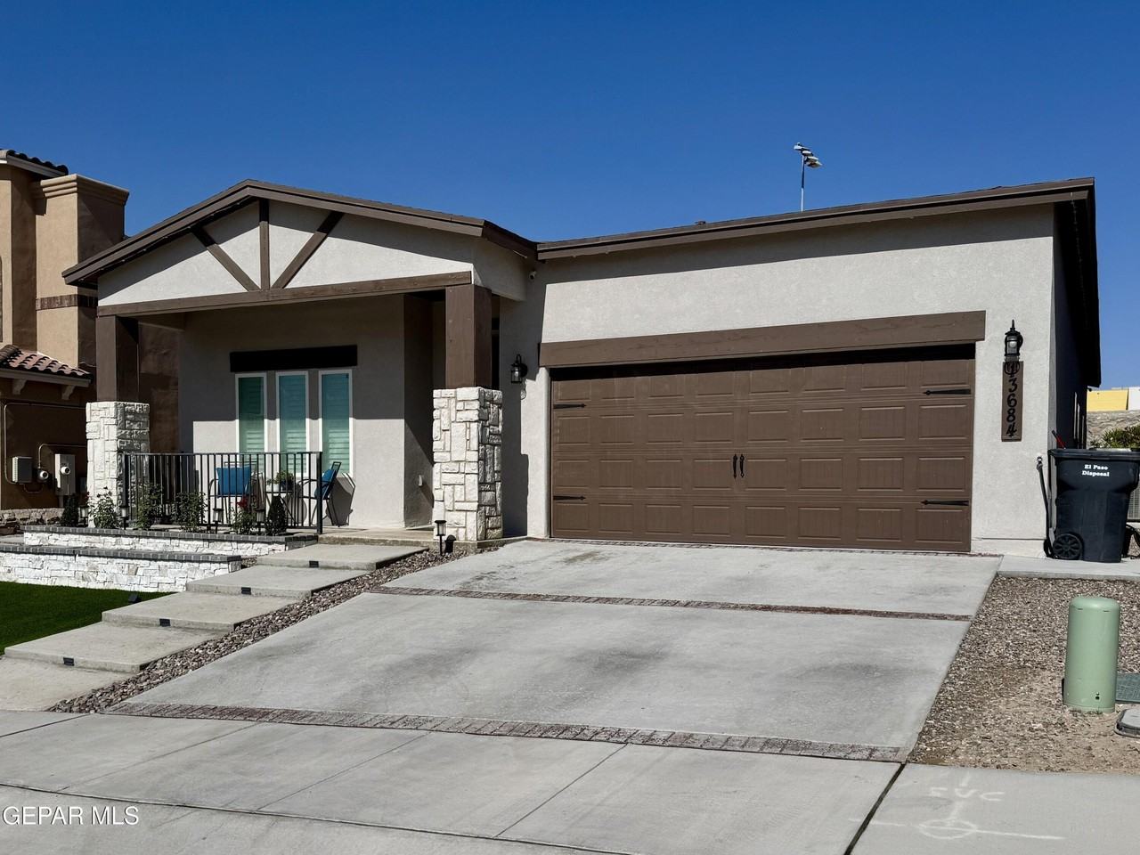 13684 Glen Vista Ln - Photo 3 of 50