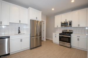 featured image of 19 Northfield Ave #1R