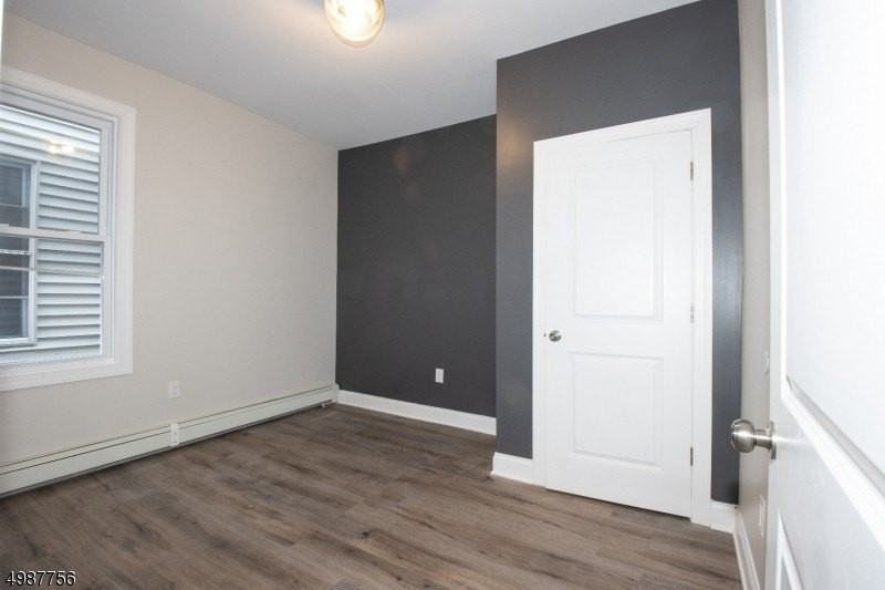 19 Northfield Ave #1R - Photo 3 of 26