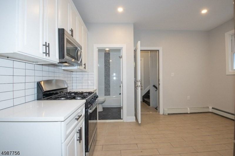19 Northfield Ave #1R - Photo 4 of 26