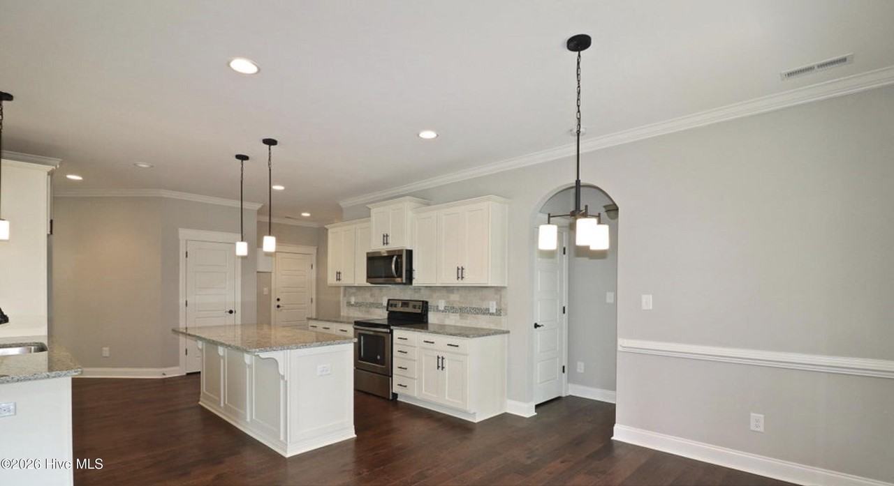 400 Legacy Lakes Way - Photo 4 of 25