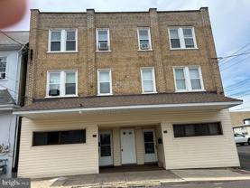 206 Courtland St - Photo 1 of 1