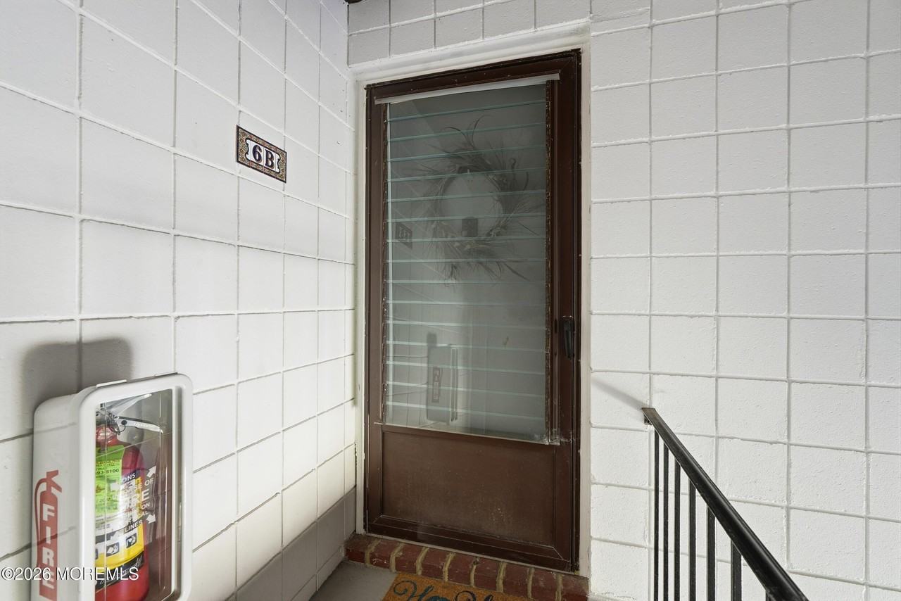 51 Valentine St #6B - Photo 2 of 32