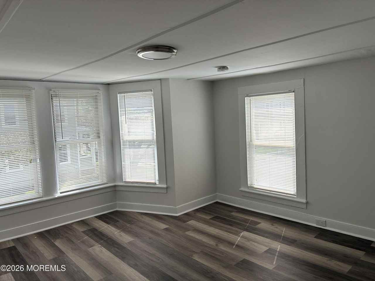 33 Washington St #2ndFL - Photo 5 of 7