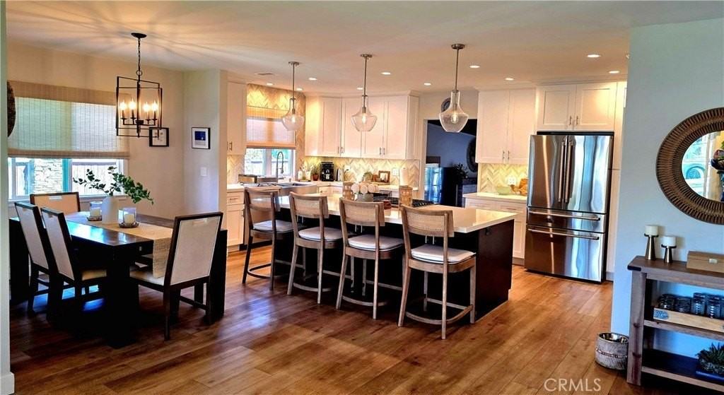 1319 S Irena Ave - Photo 6 of 29