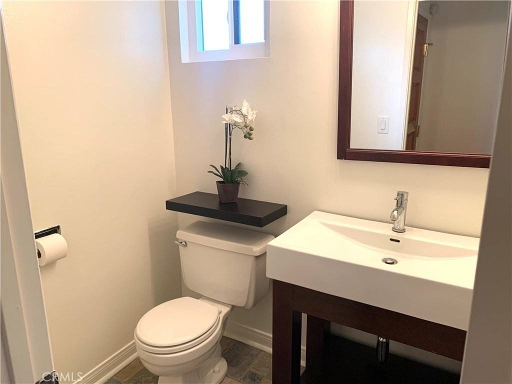 115 S Guadalupe Ave #B - Photo 5 of 19