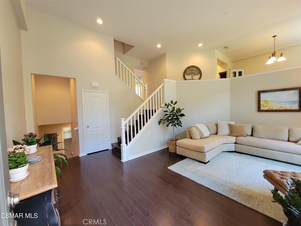 722 Tennis Club Ln - Photo 4 of 26