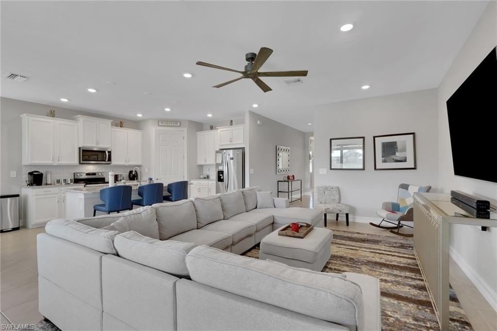 14537 Stern Way - Photo 7 of 46