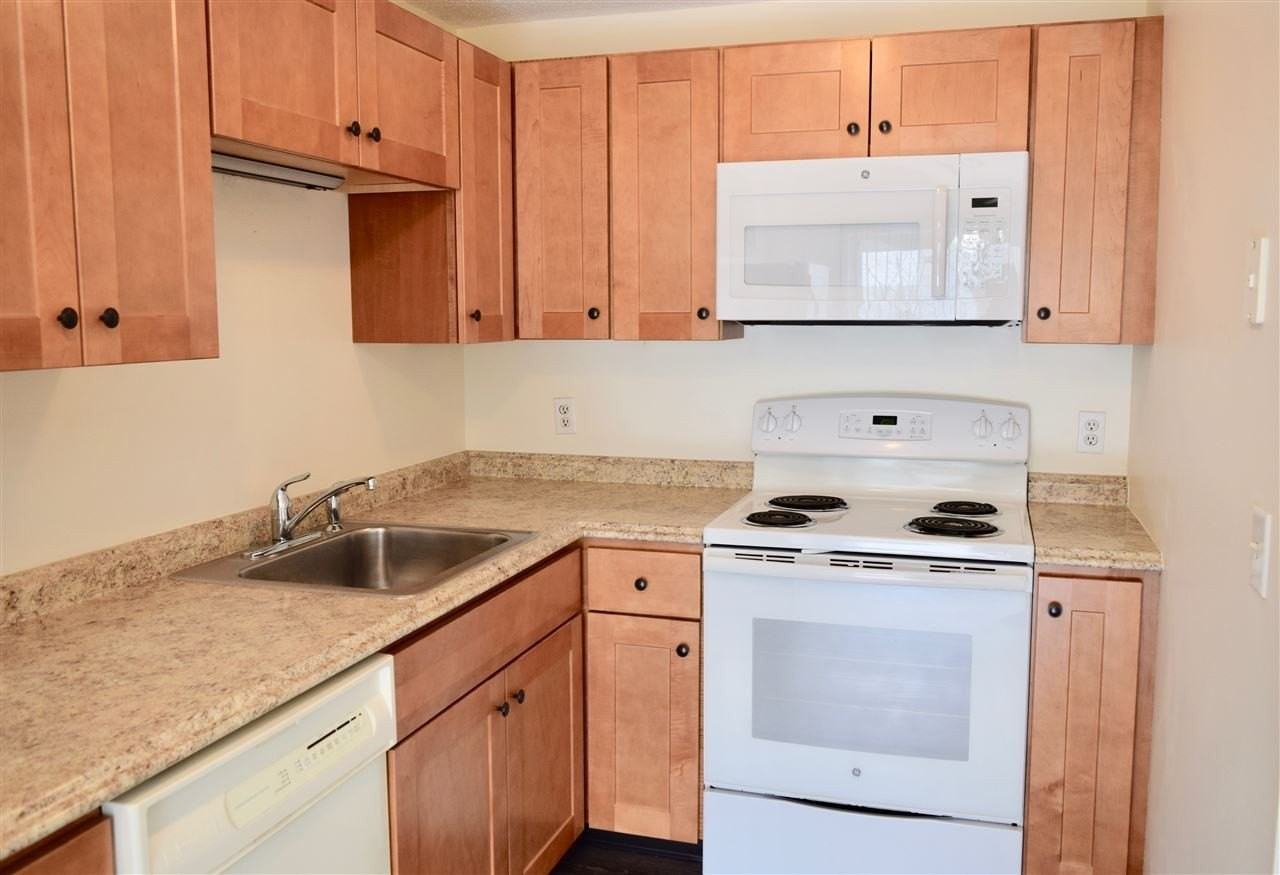 796 Court St #I - Photo 4 of 15