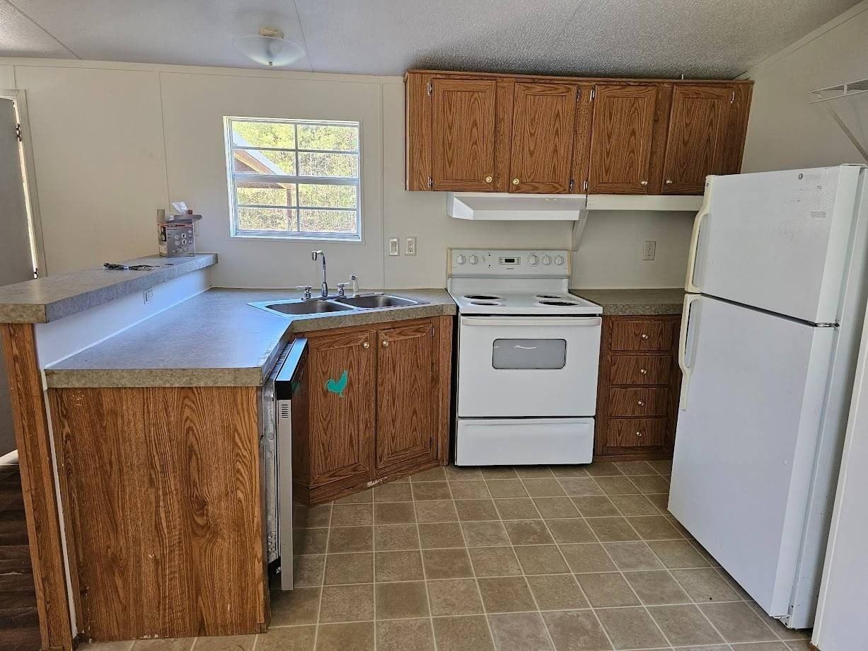 24002 Joe Gayle Rd - Photo 2 of 5