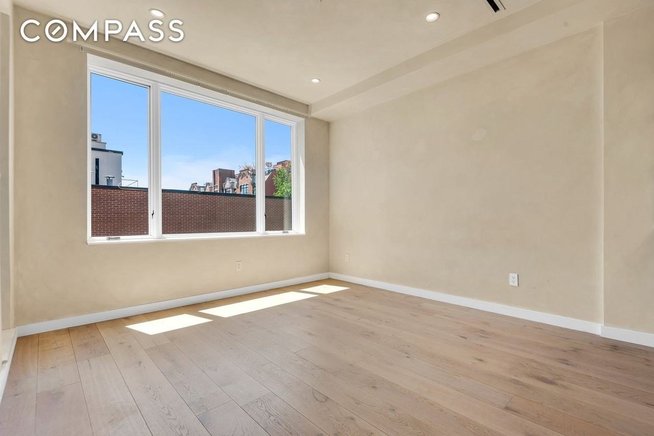 88 Herbert St #PH - Photo 2 of 11