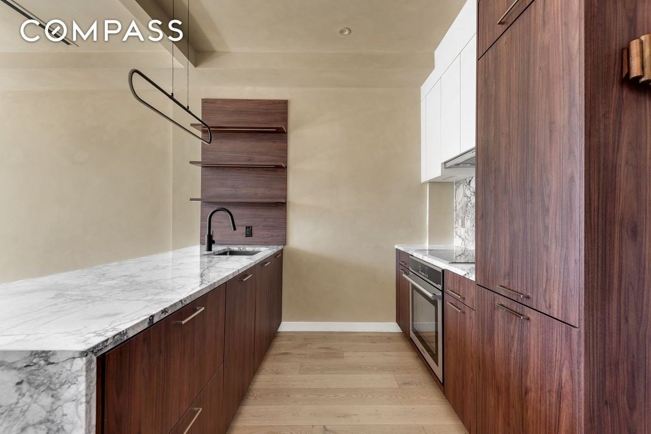 88 Herbert St #PH - Photo 3 of 11