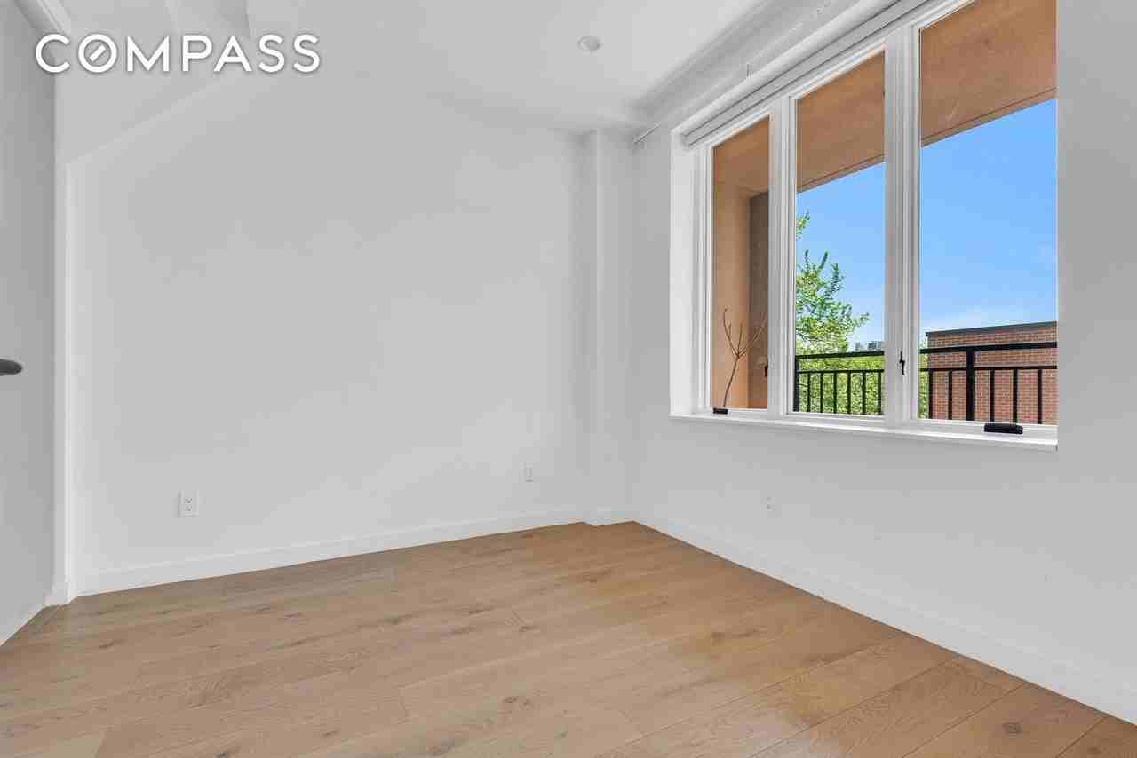 88 Herbert St #PH - Photo 7 of 11