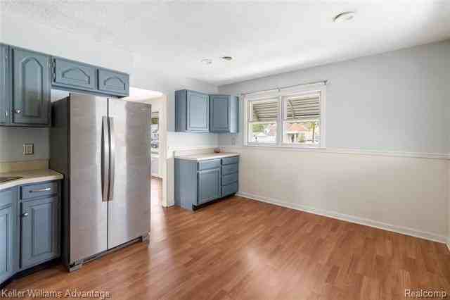 5659 Lathers St - Photo 6 of 13