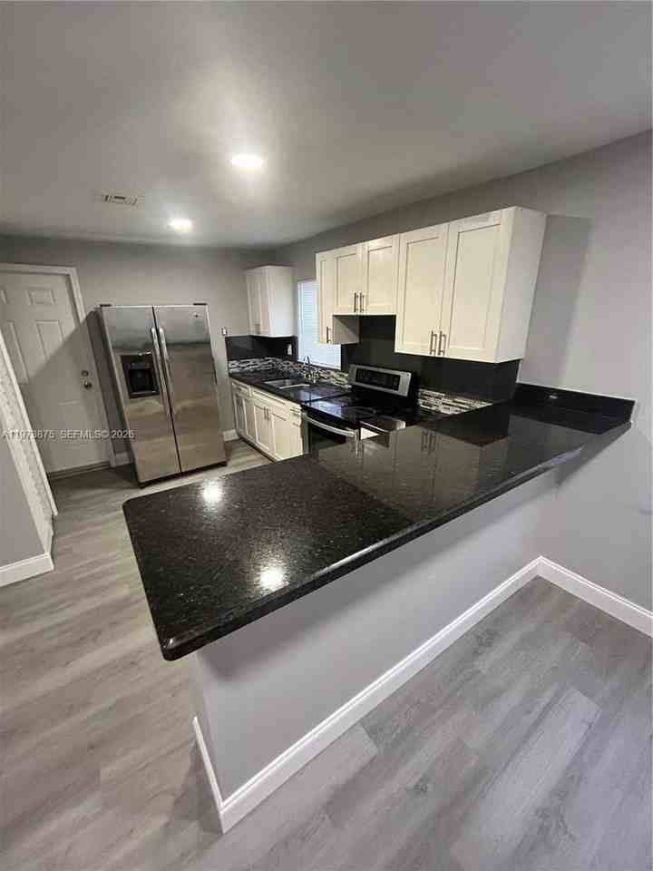 1036 Nw 47th Ter