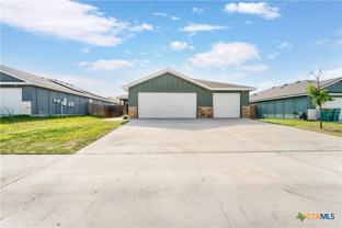 742 Freedom Cir - Photo 1 of 1
