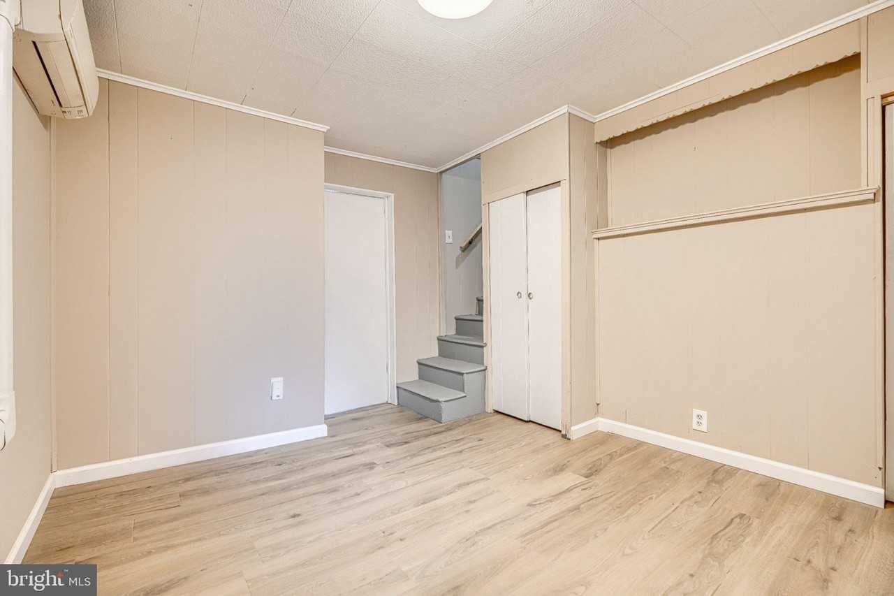 1910 Eastern Ave #2 - Photo 2 of 8