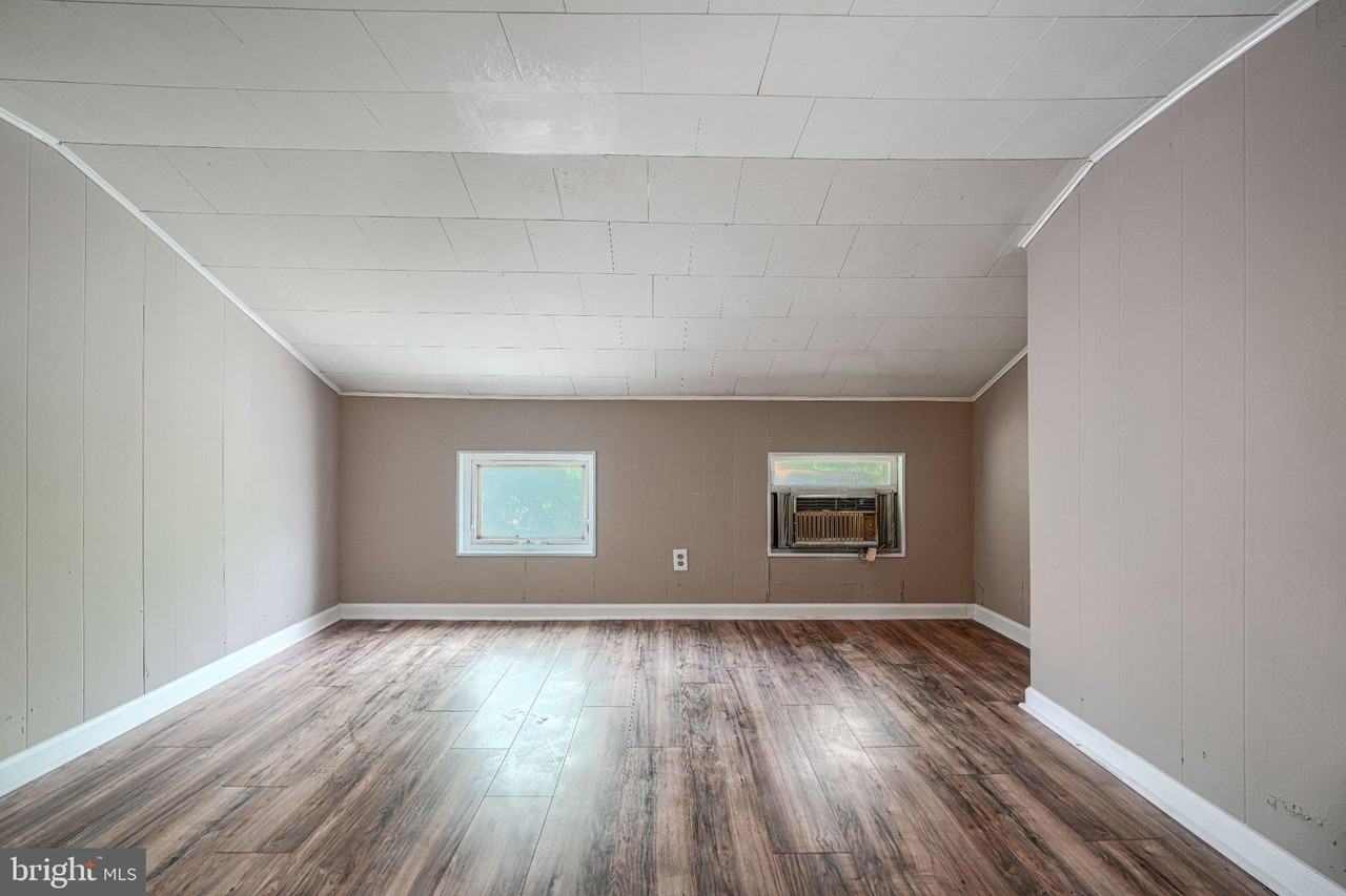 1910 Eastern Ave #2 - Photo 6 of 8