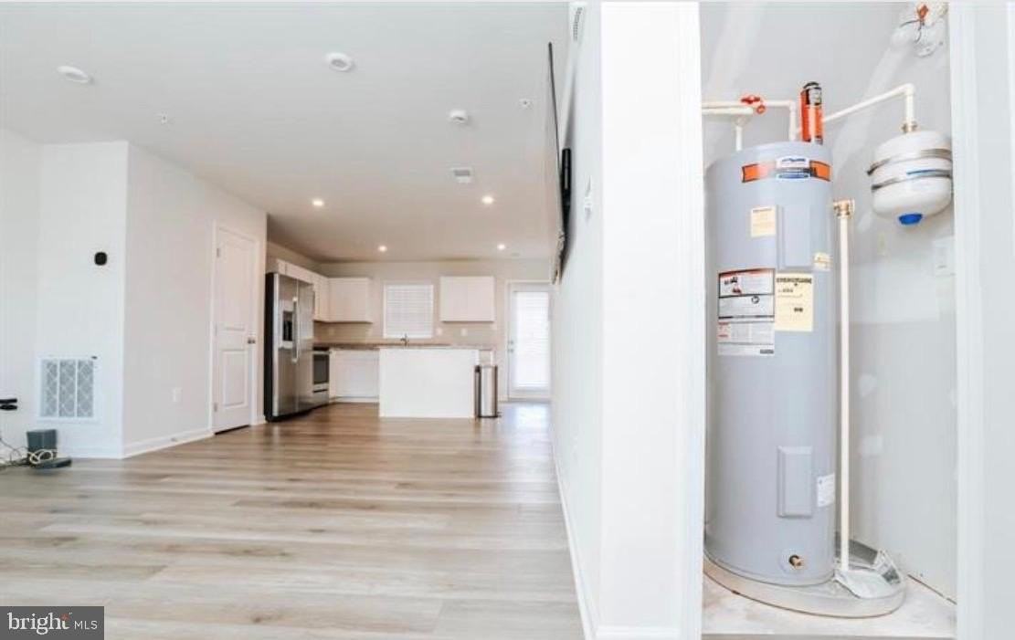 118 Charlotte St - Photo 5 of 23