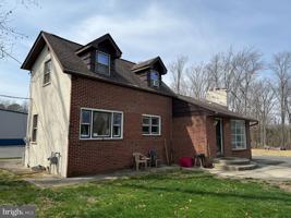 featured image of 1165 N Tuckahoe Rd