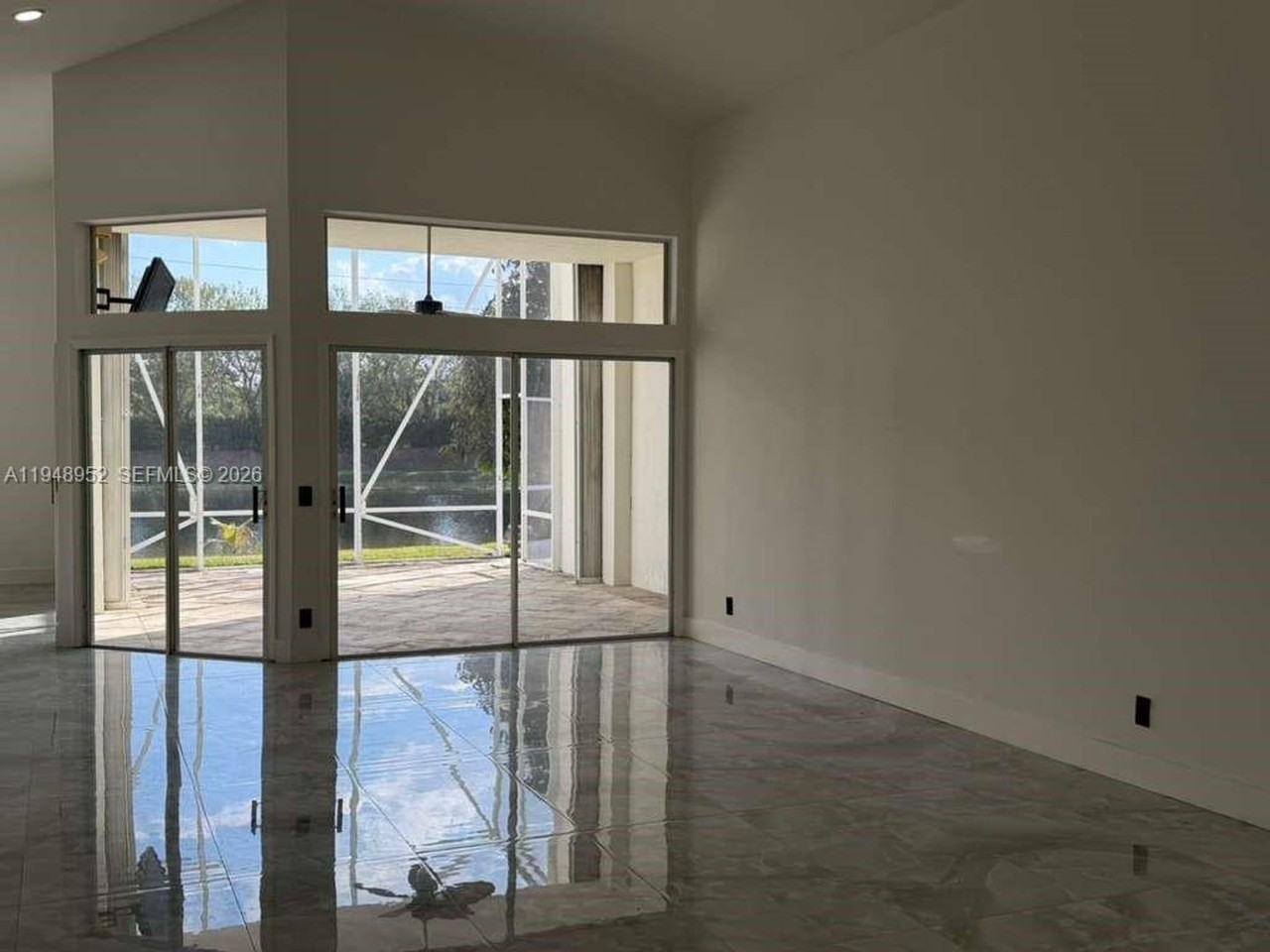 189 Cameron Dr - Photo 5 of 13